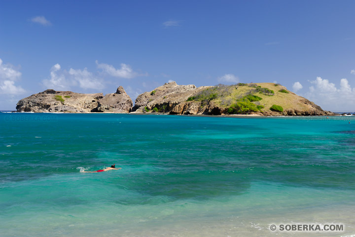 Rochers de la baie de Pont Pierre - Les Saintes - Guadeloupe