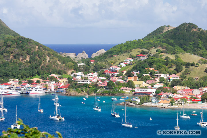 Bourg et baie de Terre-de-Haut - Les Saintes - Guadeloupe