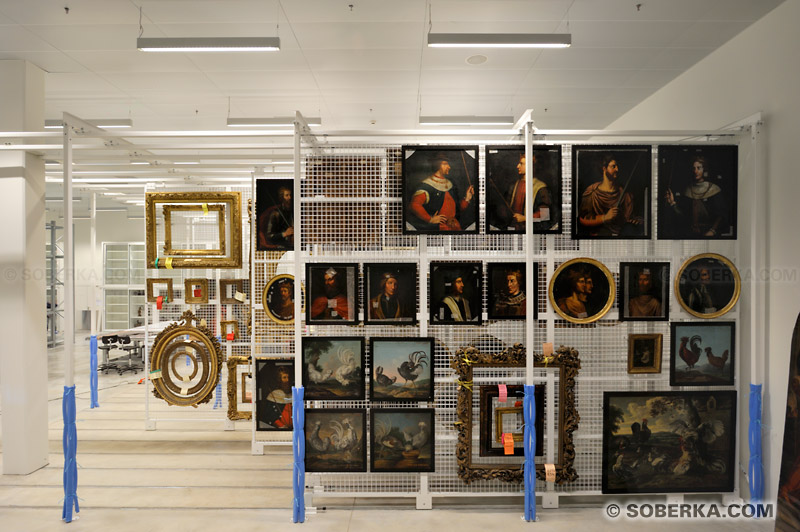 Musée du Louvre-Lens : Réserves, espaces de stockage et de restauration