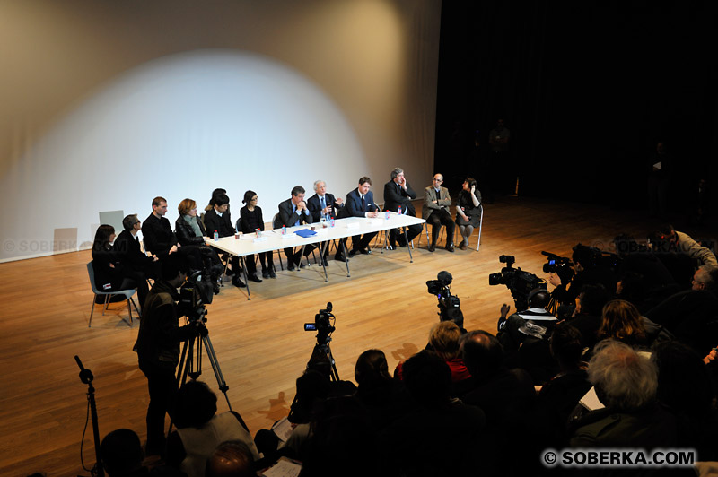 Musée du Louvre-Lens : Auditorium - Conférence de presse