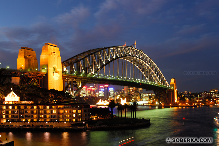The Harbour Bridge de nuit à Sydney